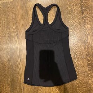 lululemon black tank size 6